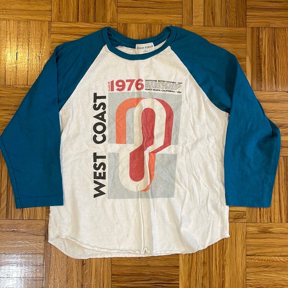 Baseball tee